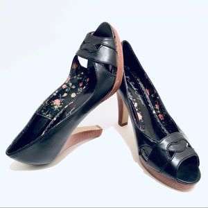 Black Vintage Style Peep Toe 4” Heels Size 6.5